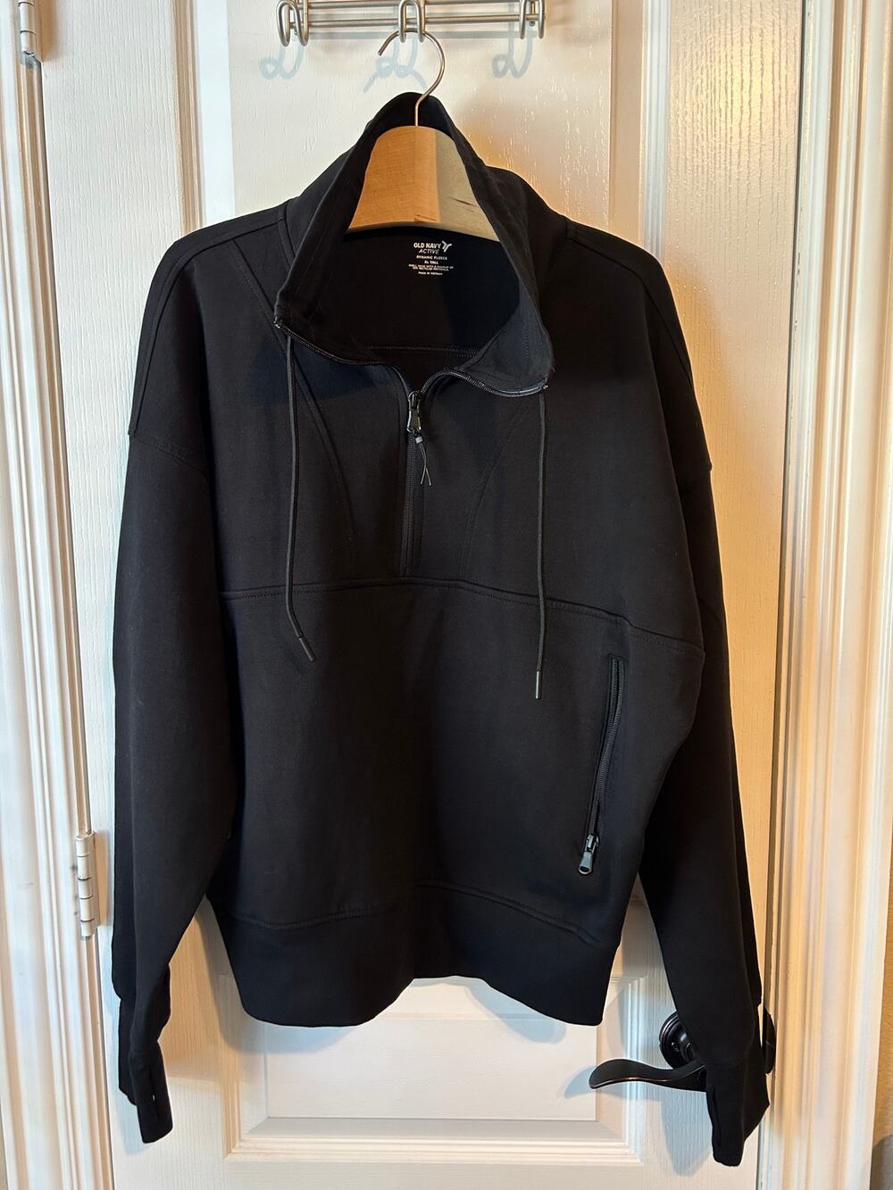 Old Navy Black Workout Set XL Tall Top, L Bottoms NWOT
